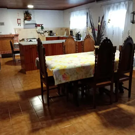 Moradia Lili * Ronqueira